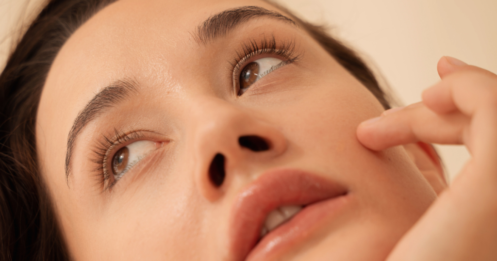 Femme visage naturel